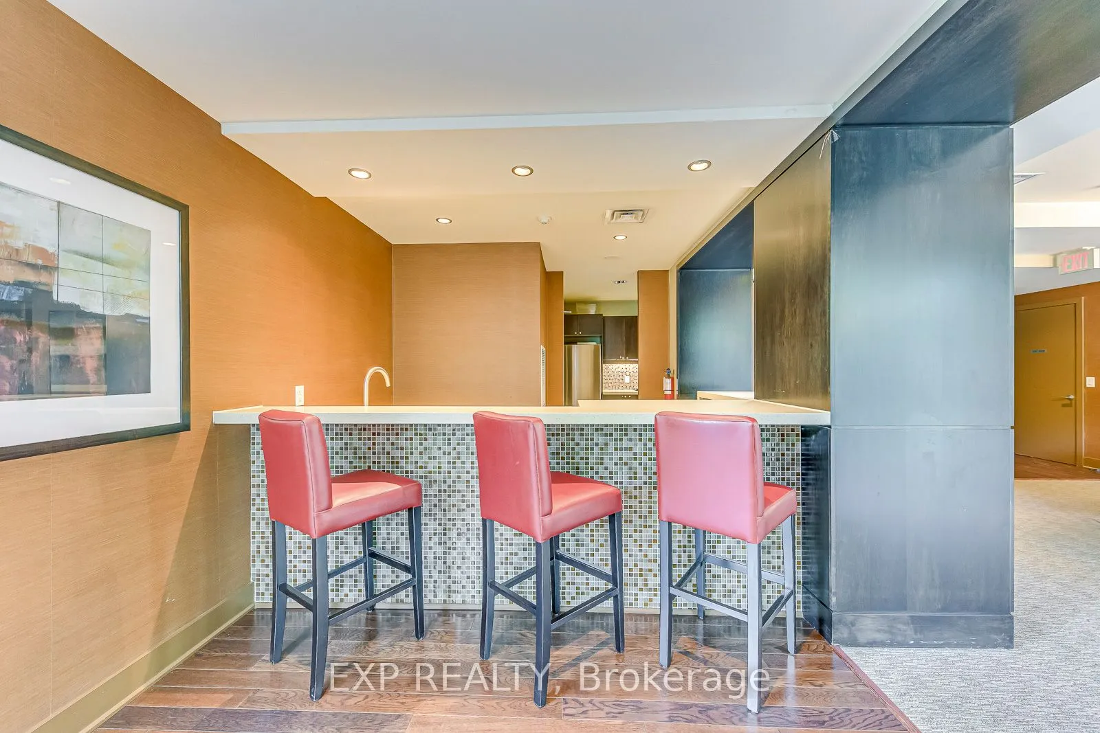 1055 Southdown Road, #905