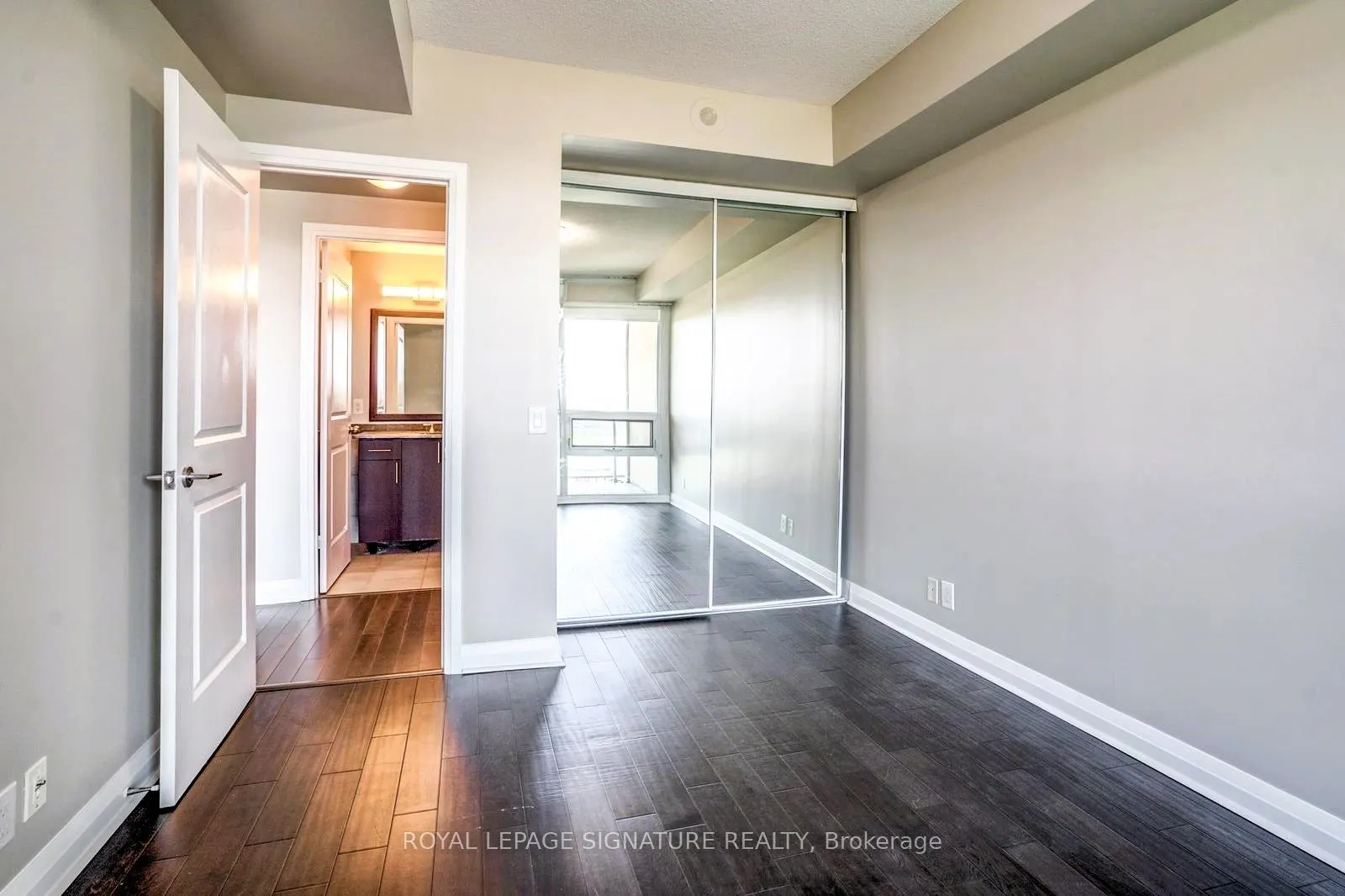 1055 Southdown Road, #614
