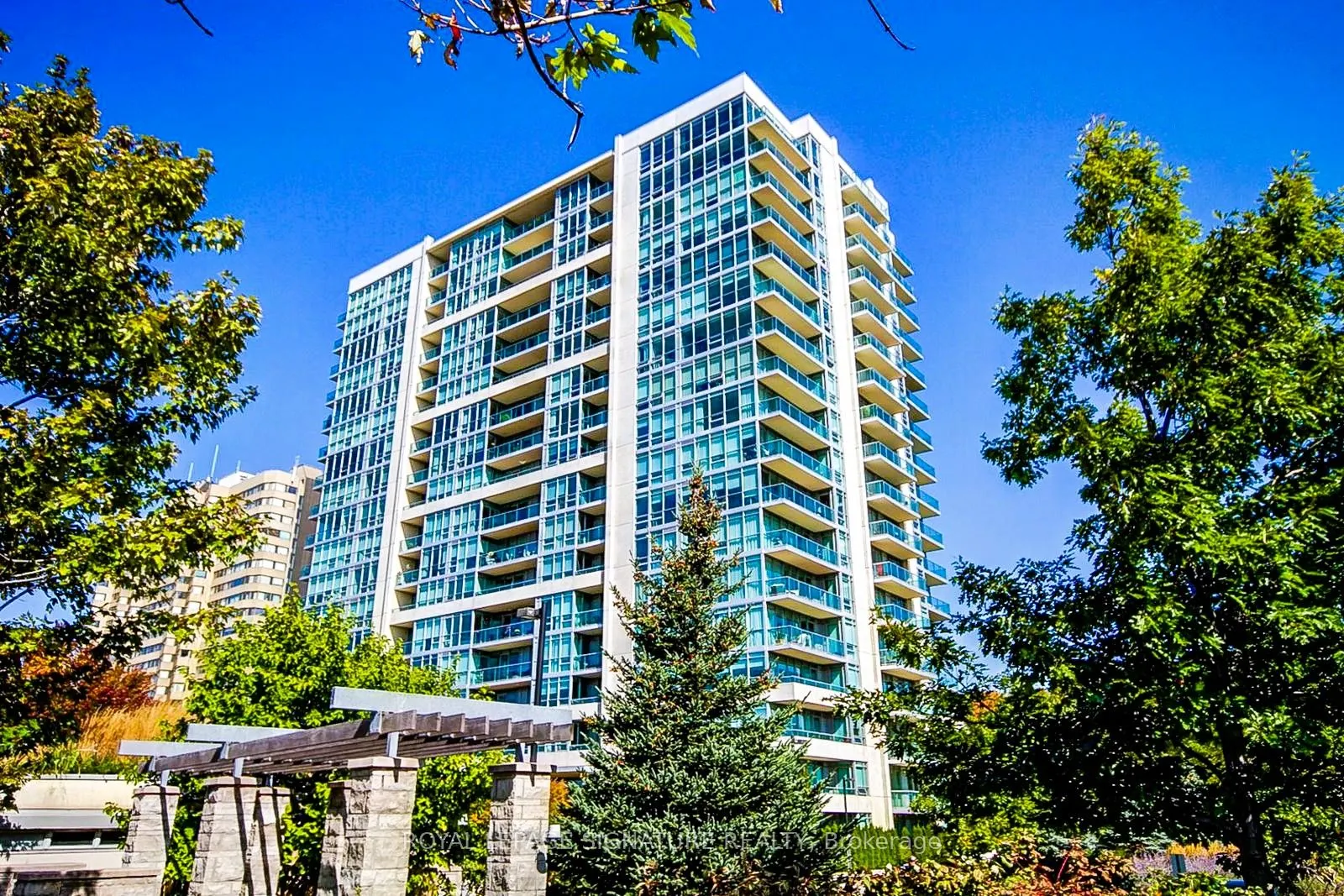 1055 Southdown Road, #614