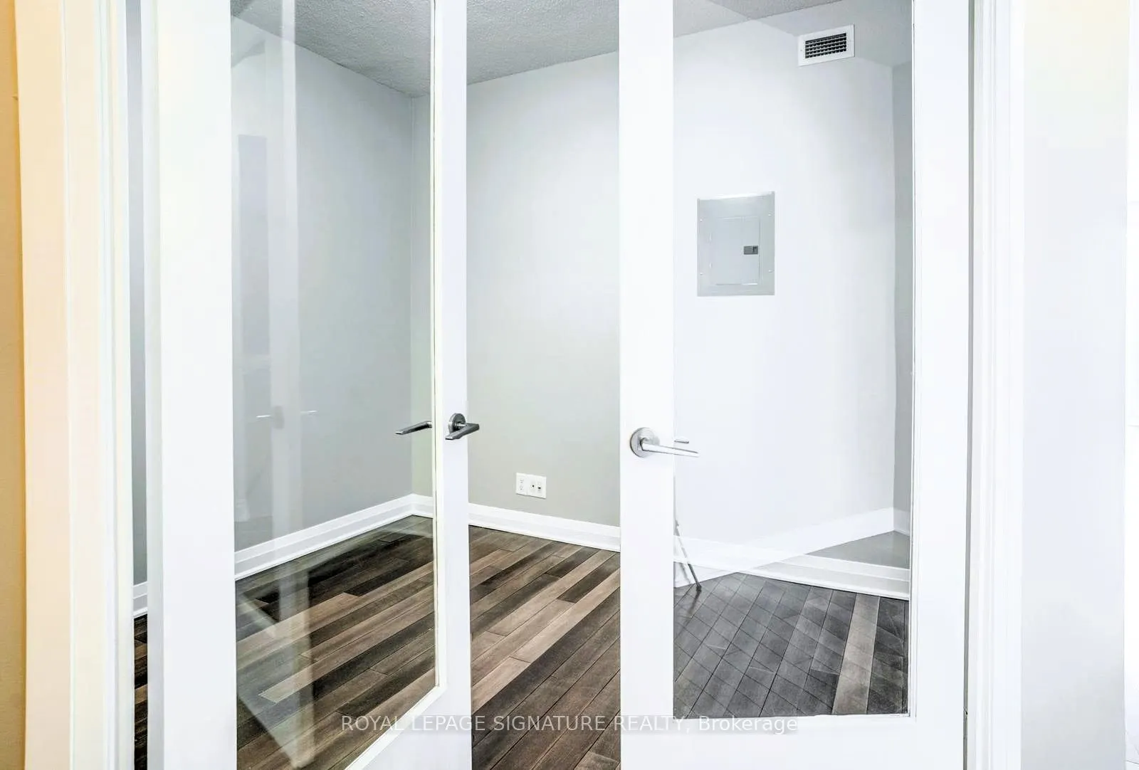 1055 Southdown Road, #614