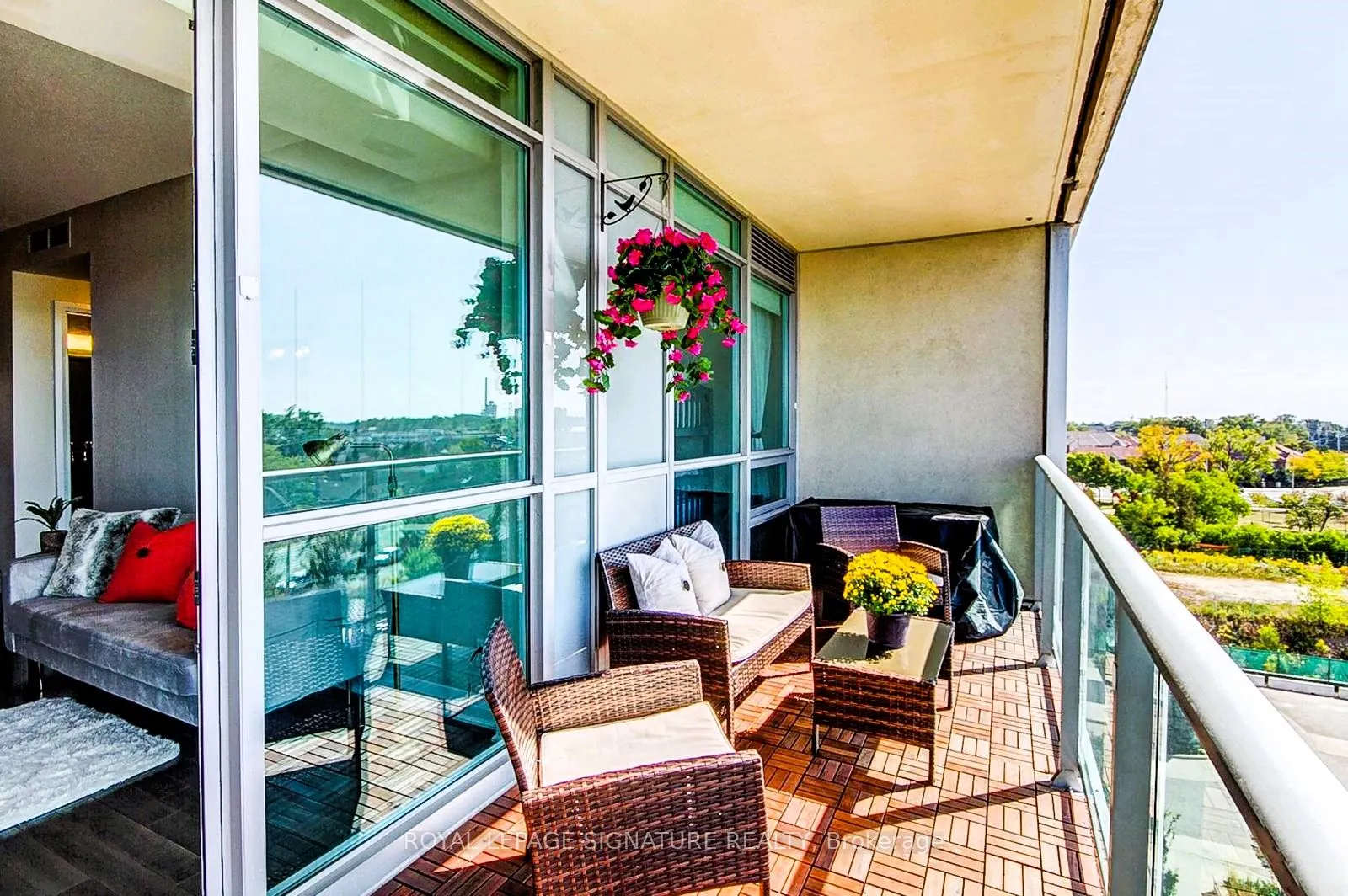 1055 Southdown Road, #614