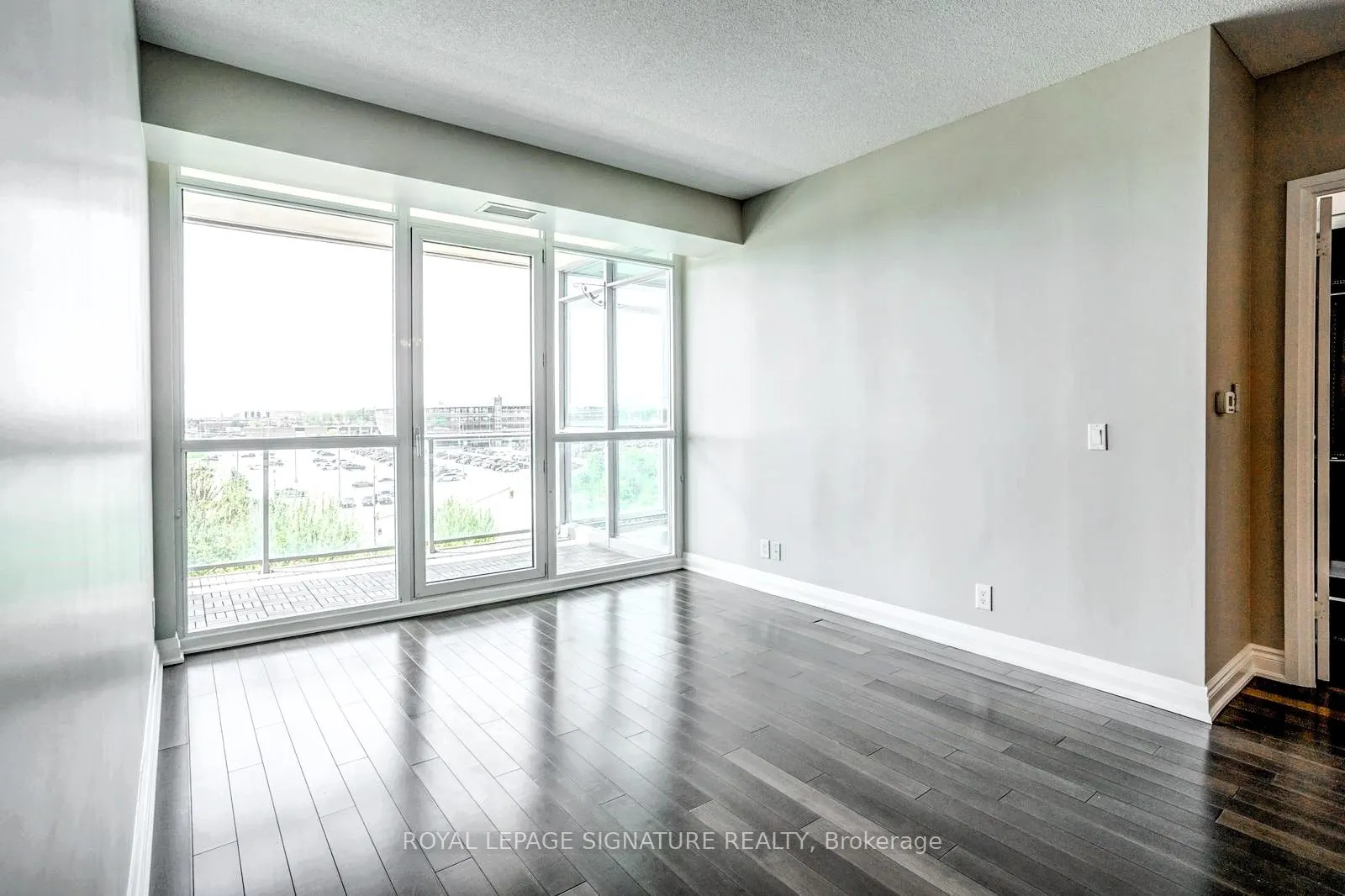 1055 Southdown Road, #614
