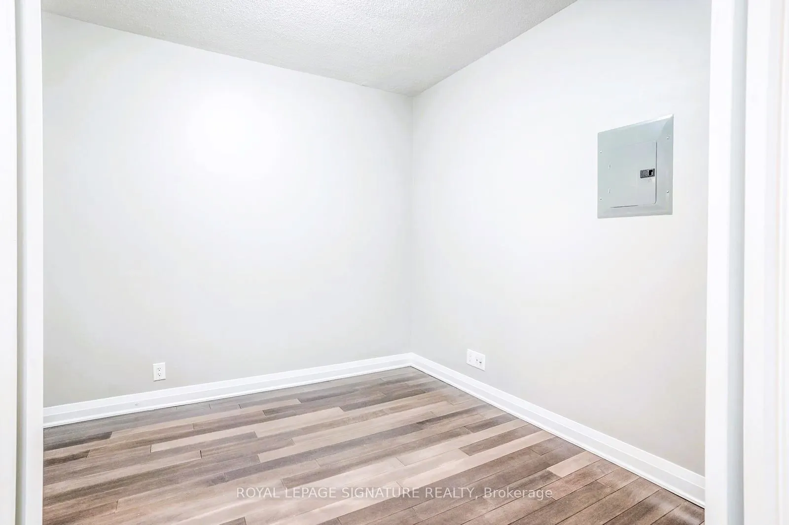 1055 Southdown Road, #614