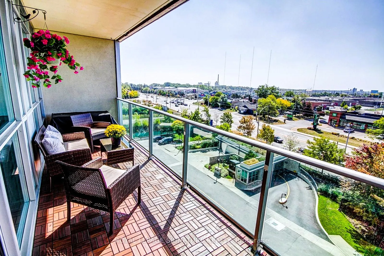 1055 Southdown Road, #614