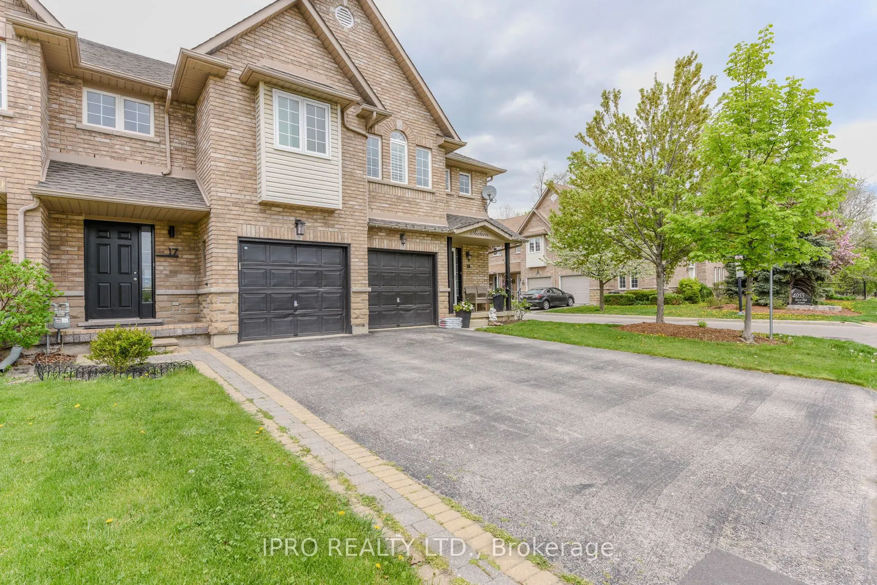 4055 Forest Run Avenue, #17
