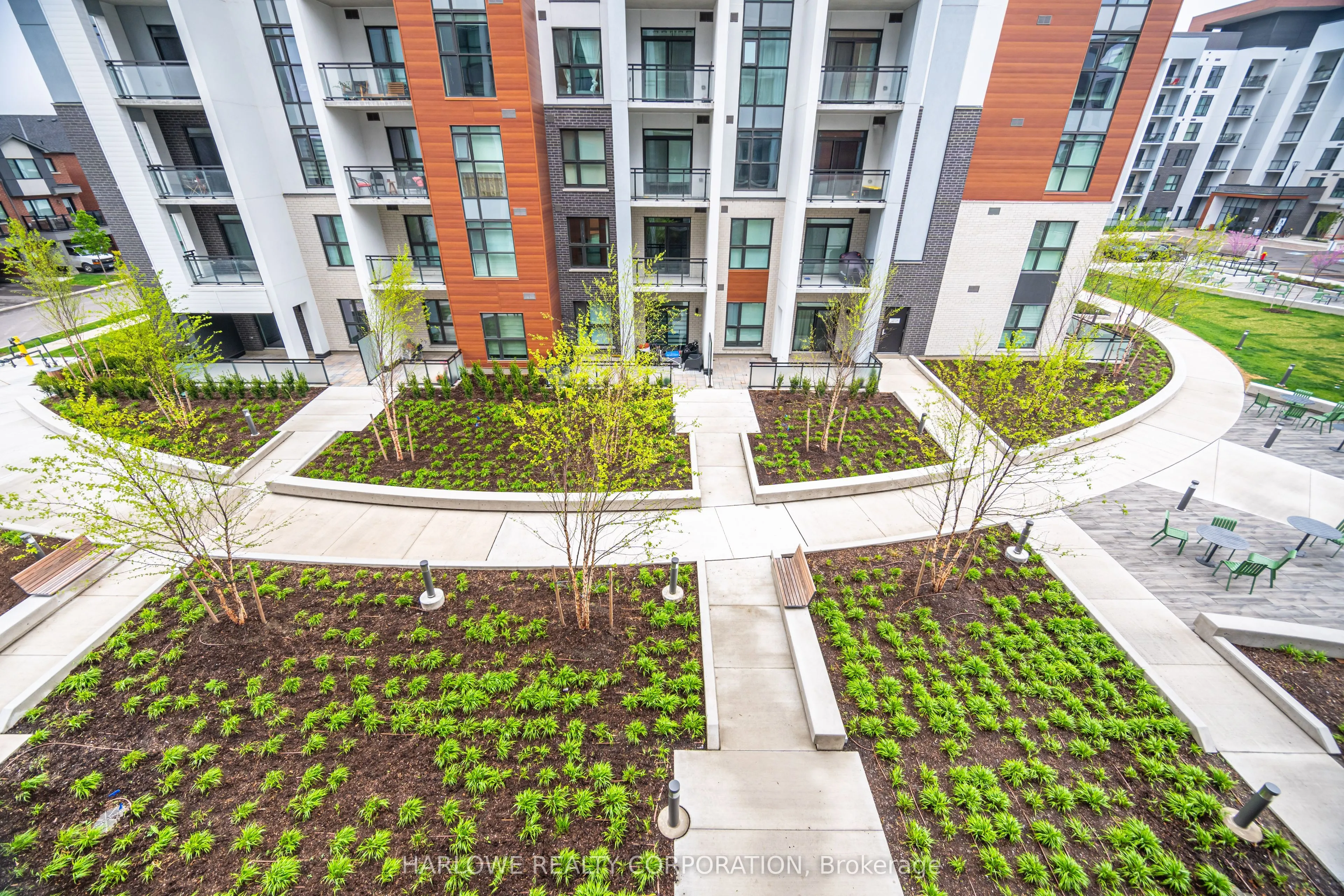 470 Gordon Krantz Avenue, #304