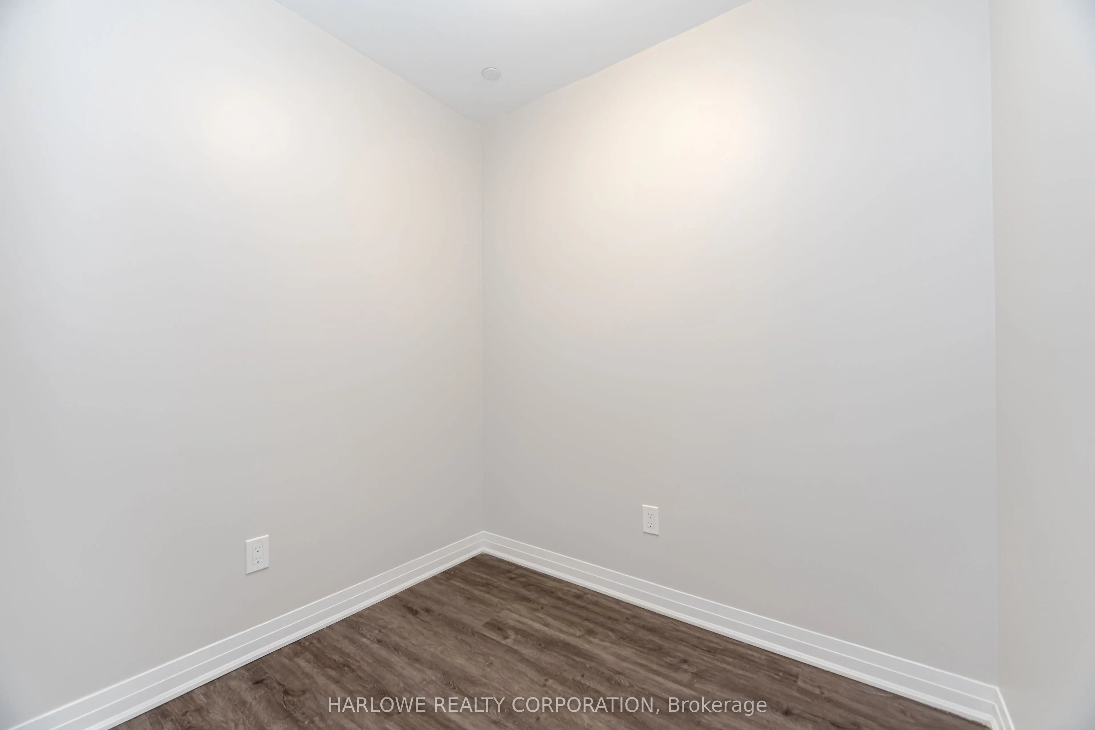 470 Gordon Krantz Avenue, #304