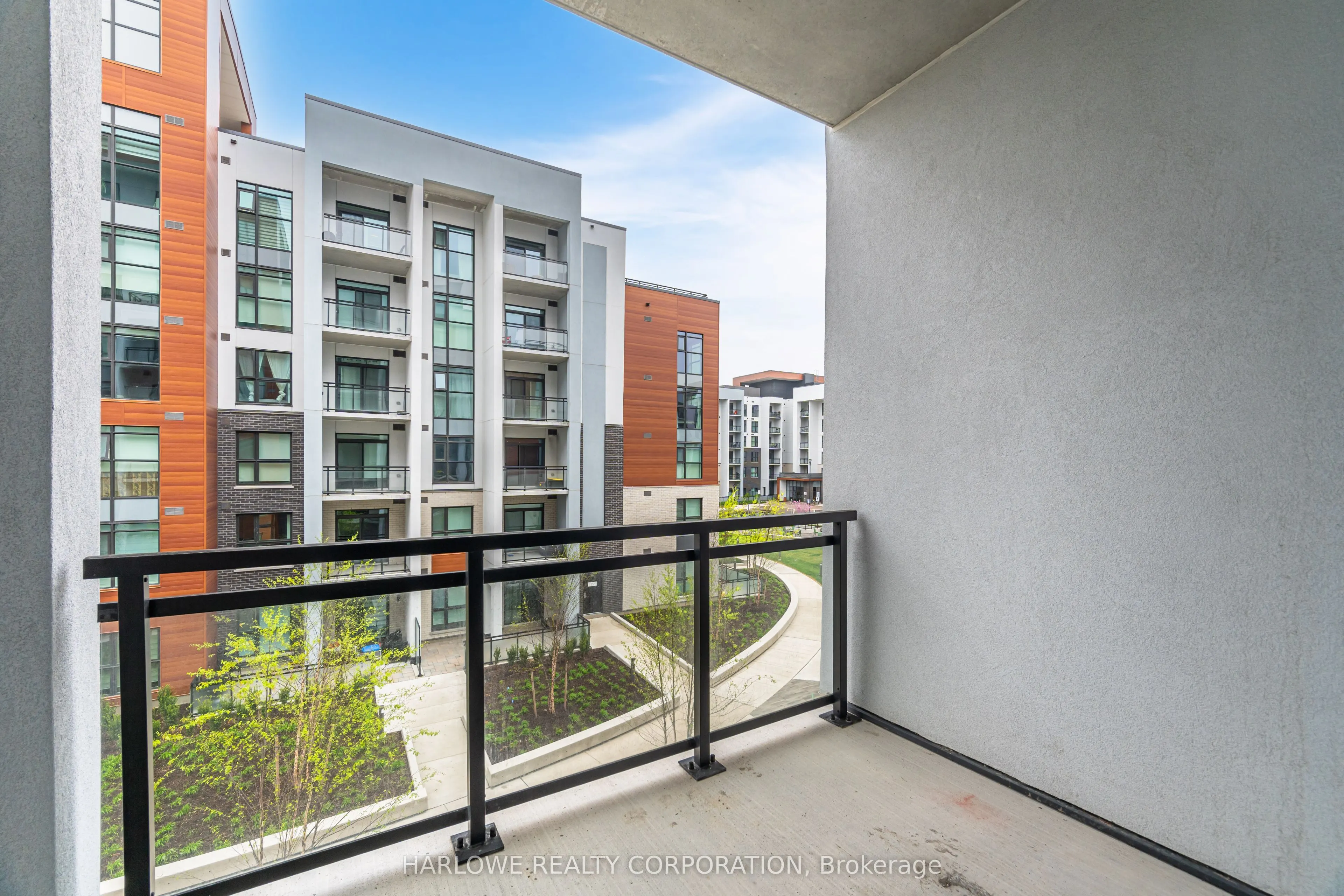 470 Gordon Krantz Avenue, #304