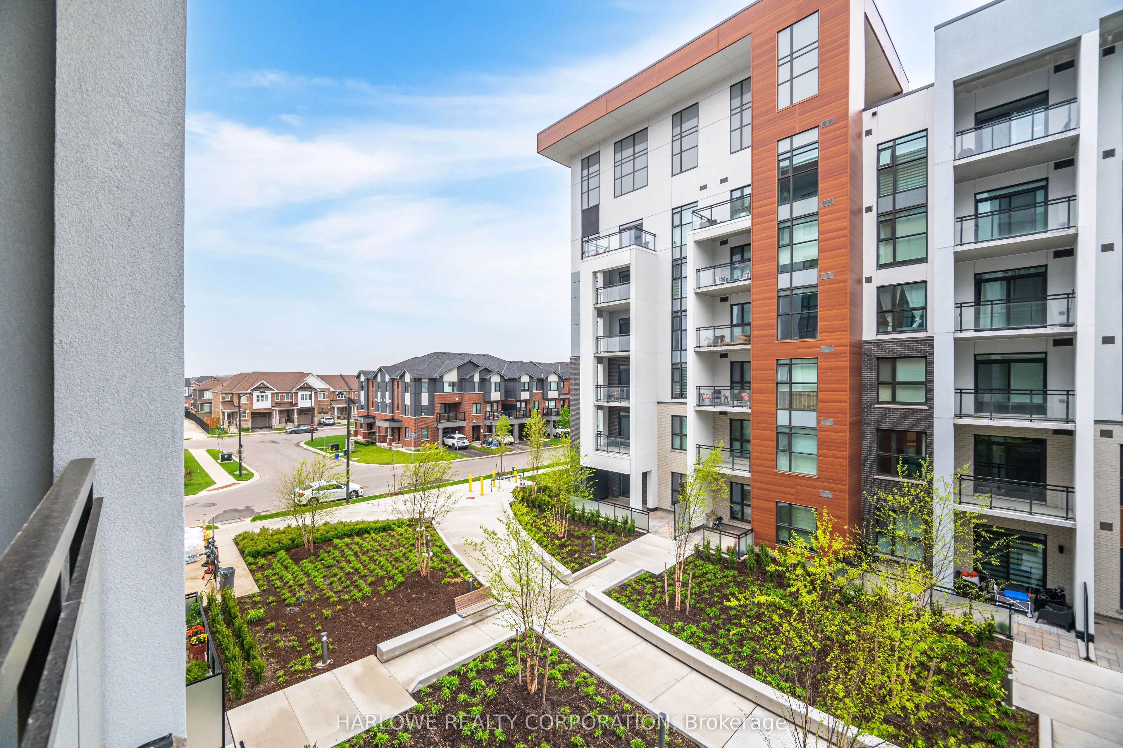 470 Gordon Krantz Avenue, #304