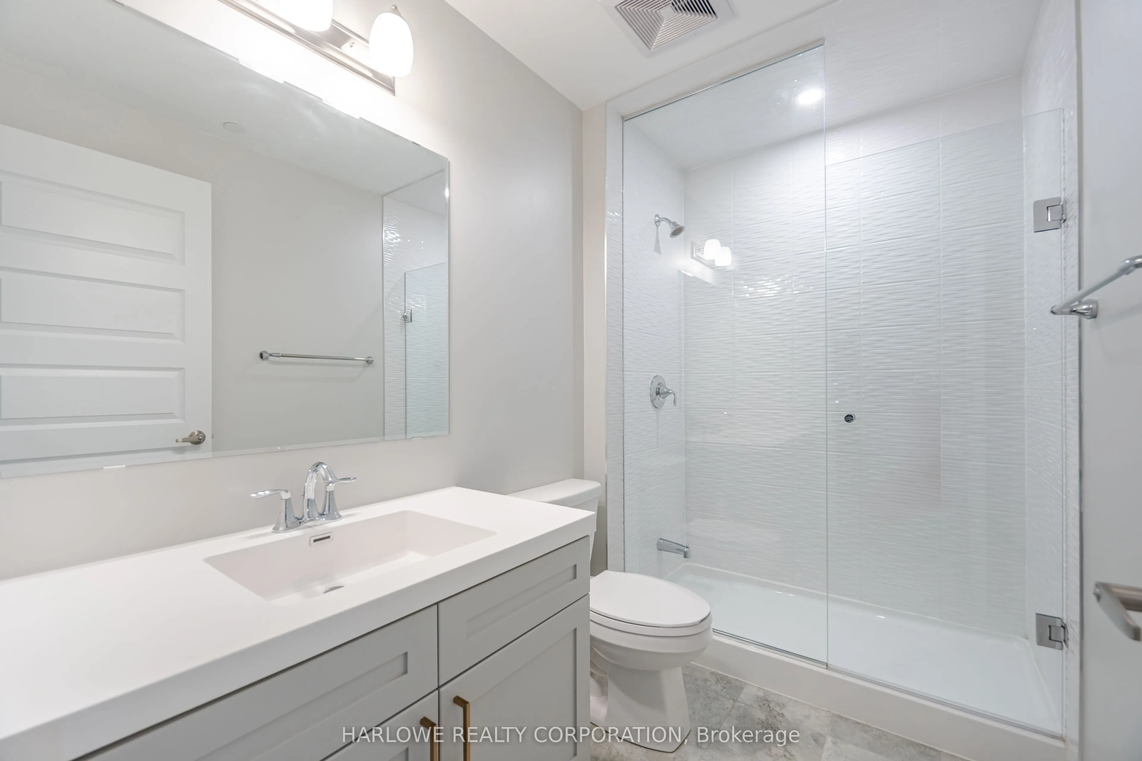 470 Gordon Krantz Avenue, #304