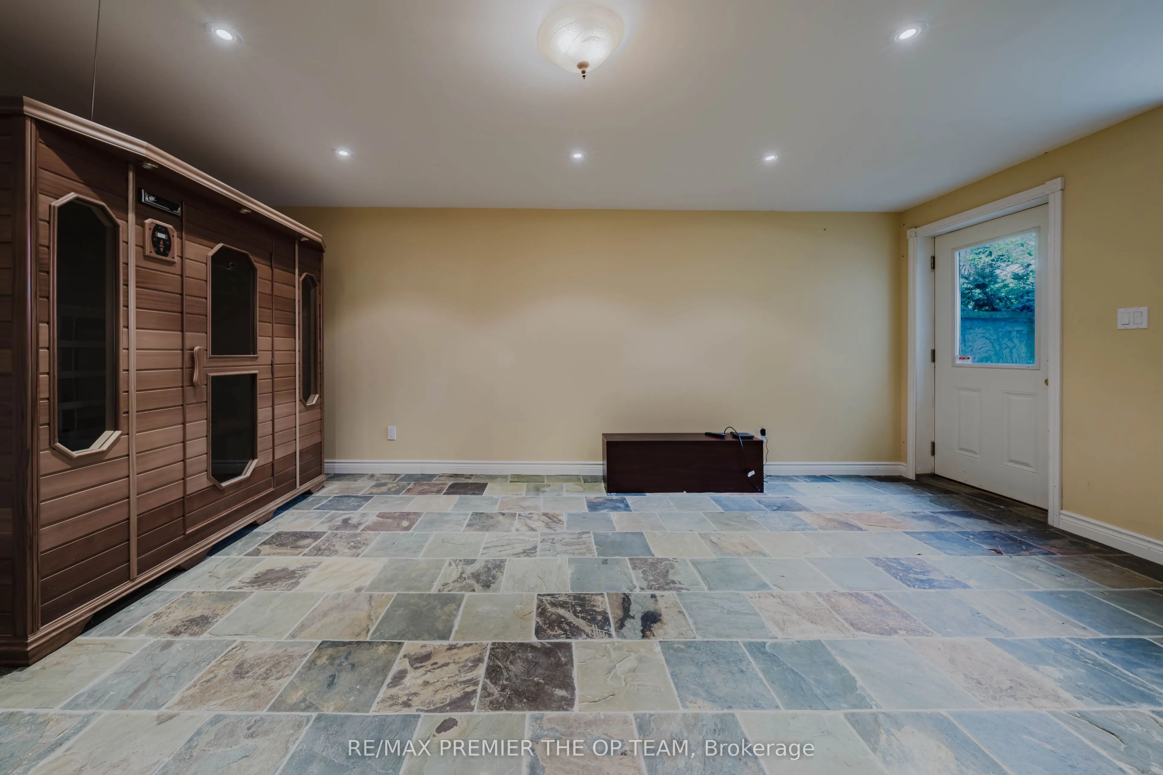 18 Ingleview Drive