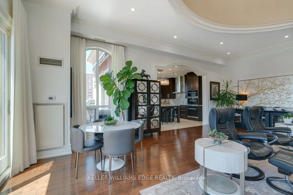445 Elizabeth Street, #PH1