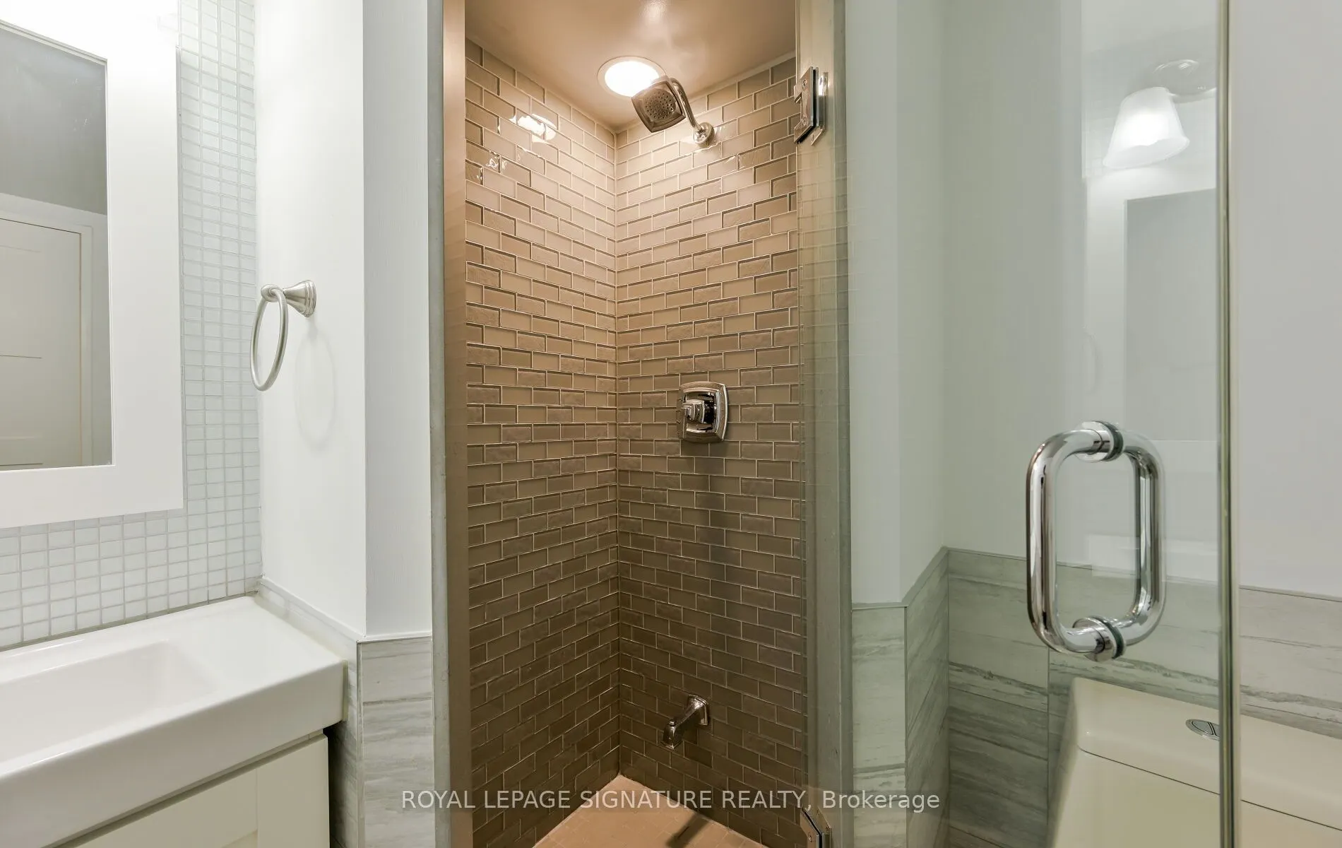 75 King Street E, #510