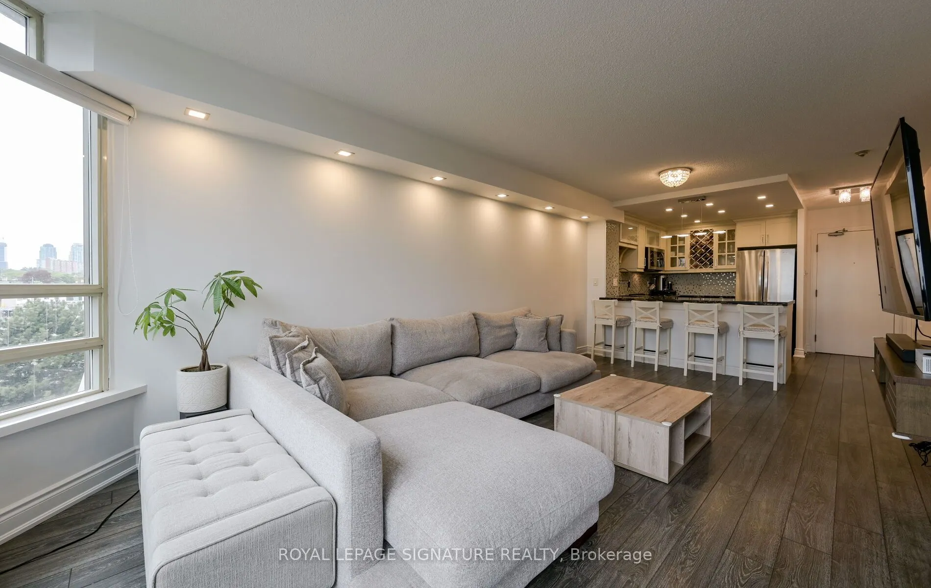 75 King Street E, #510