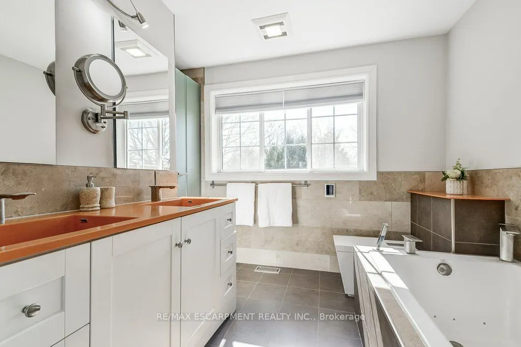 174 Foxbar Road
