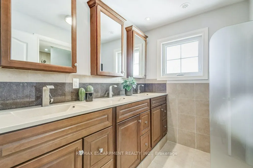 174 Foxbar Road