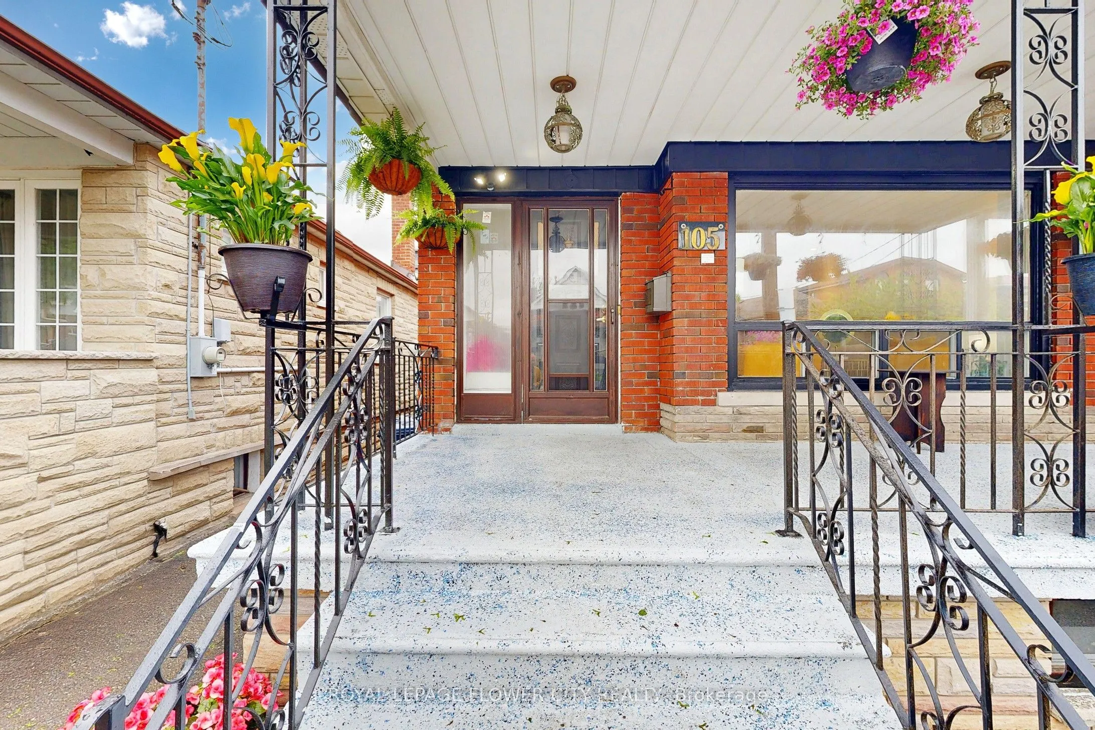 105 Livingstone Avenue