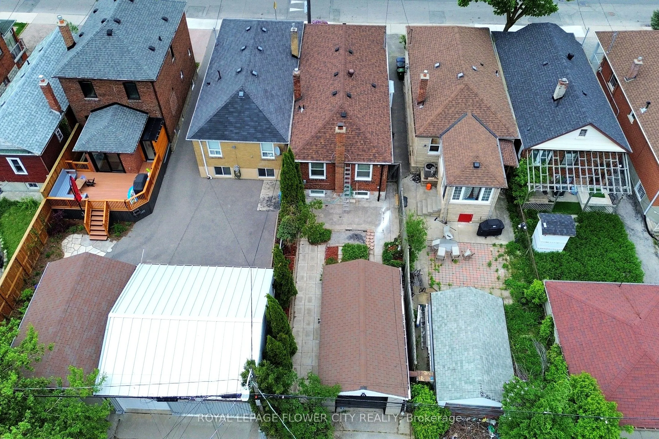 105 Livingstone Avenue