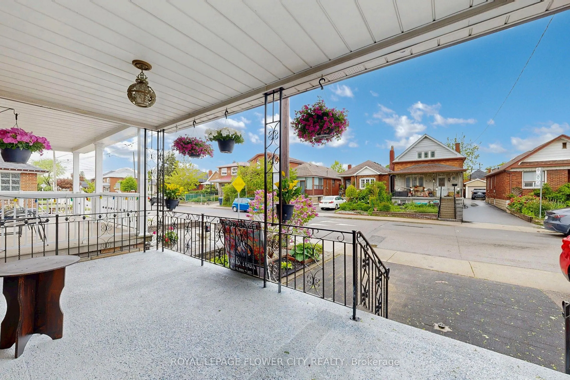 105 Livingstone Avenue