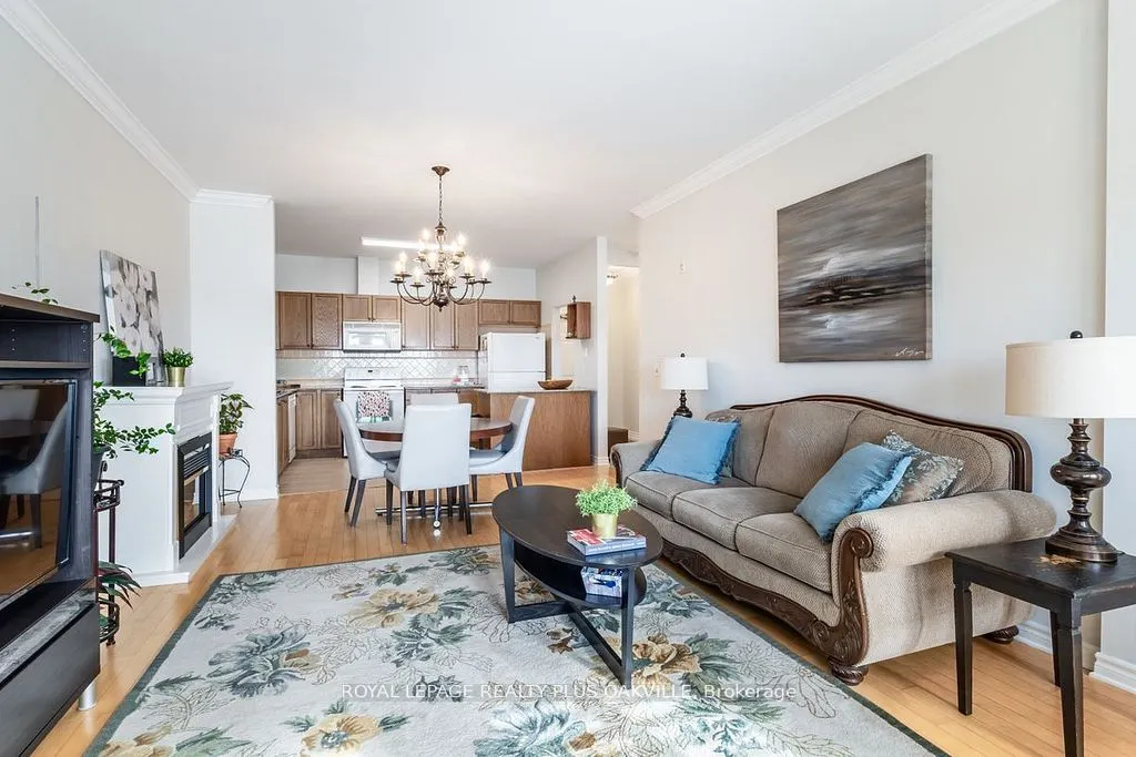 1499 Nottinghill Gate, #403