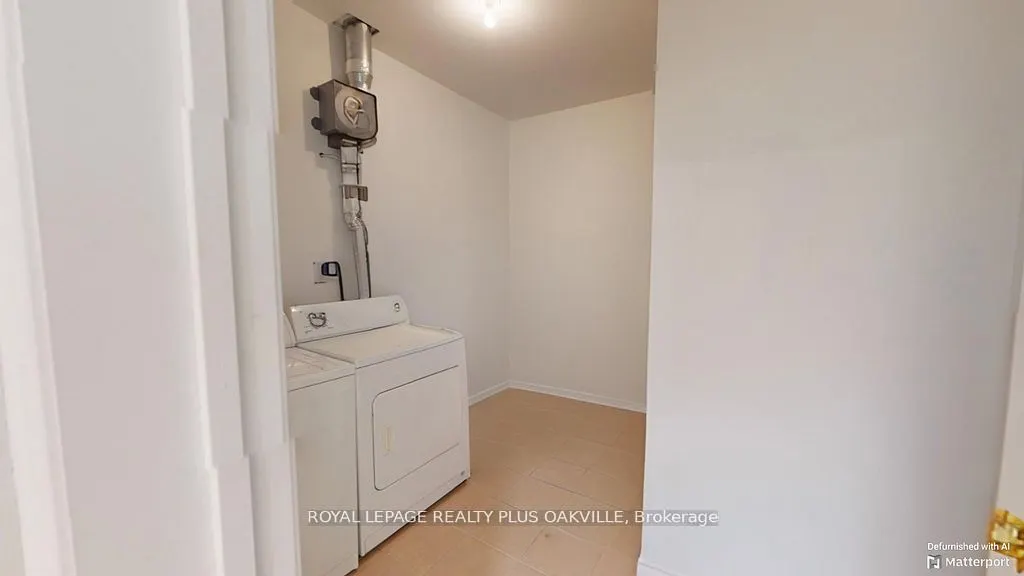 1499 Nottinghill Gate, #403
