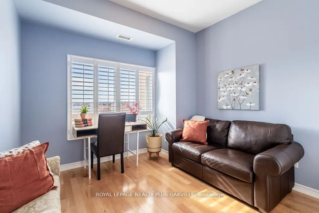 1499 Nottinghill Gate, #403