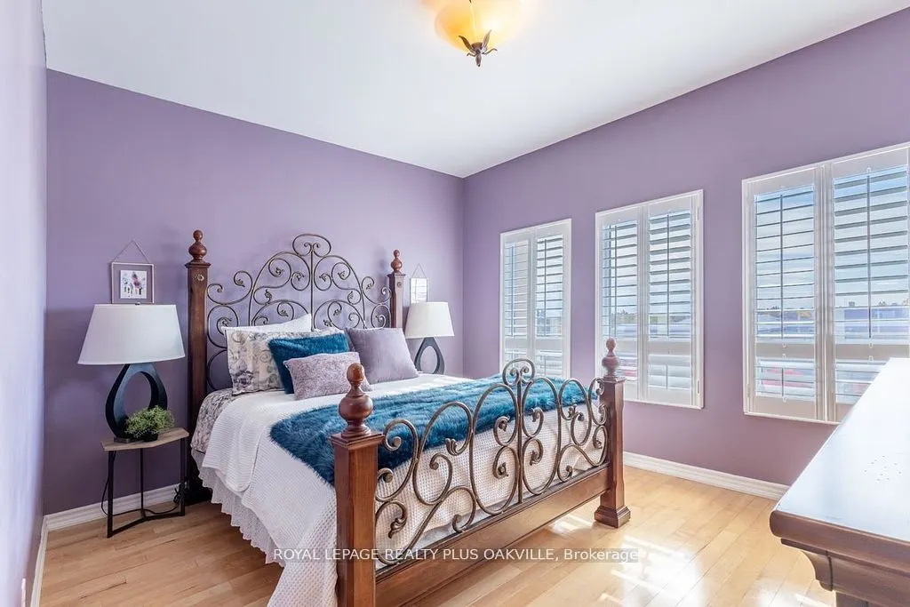 1499 Nottinghill Gate, #403