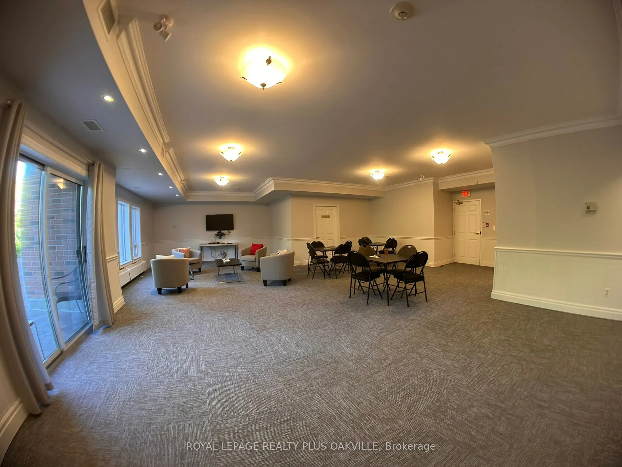1499 Nottinghill Gate, #403