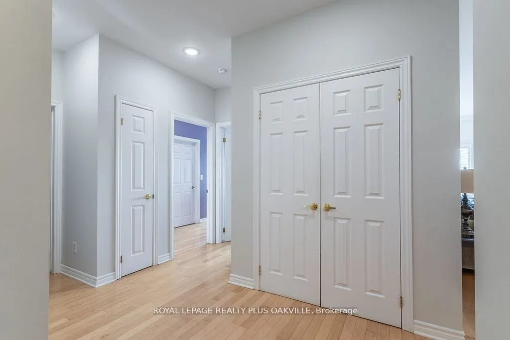 1499 Nottinghill Gate, #403