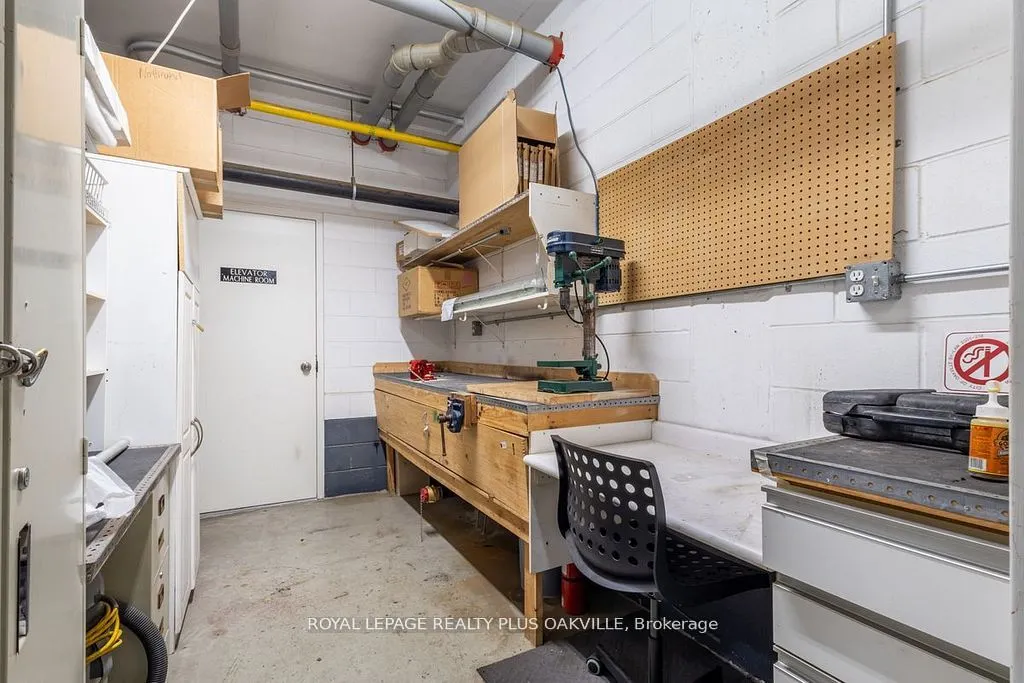 1499 Nottinghill Gate, #403