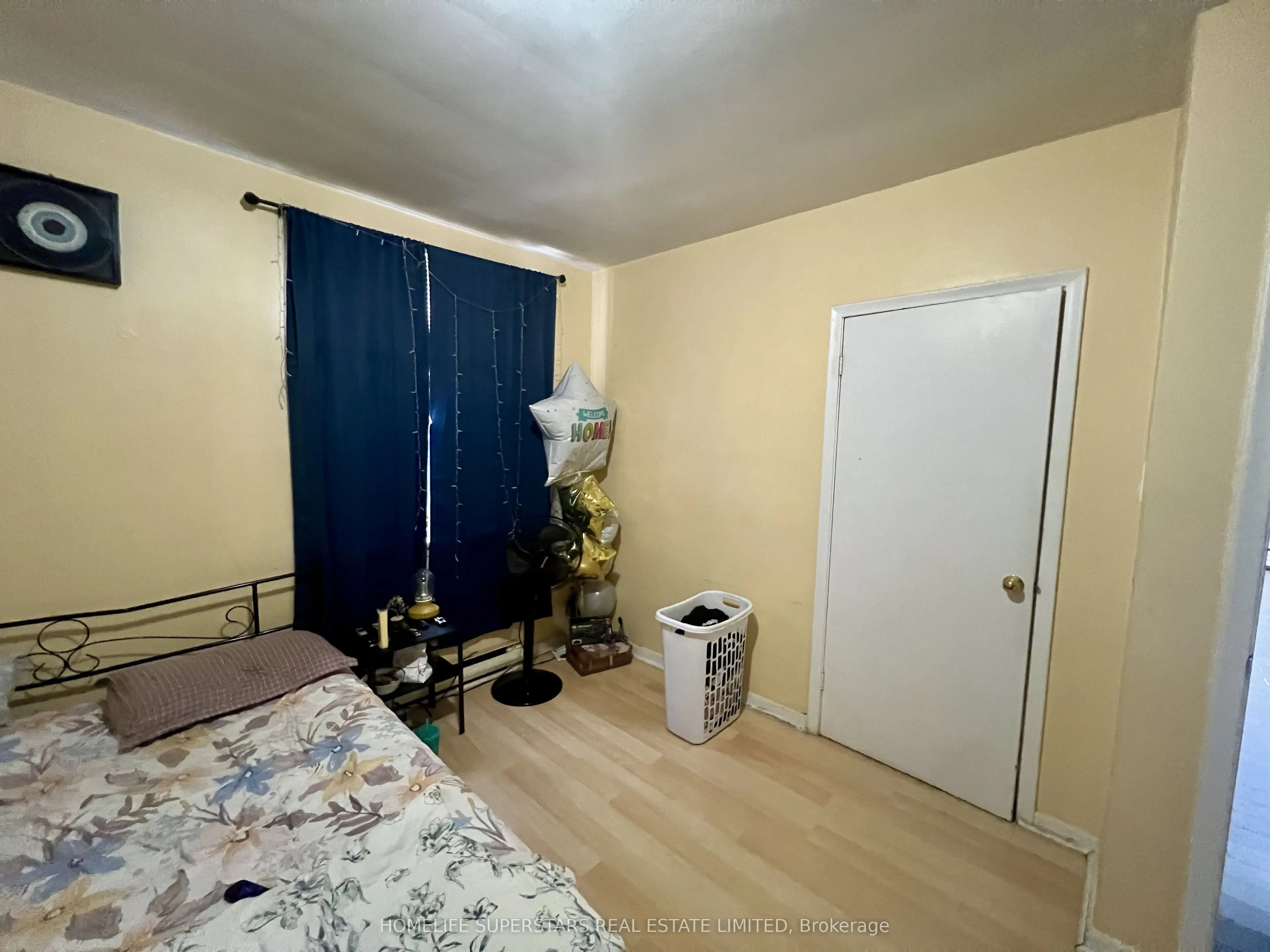 3282 Lakeshore Boulevard W