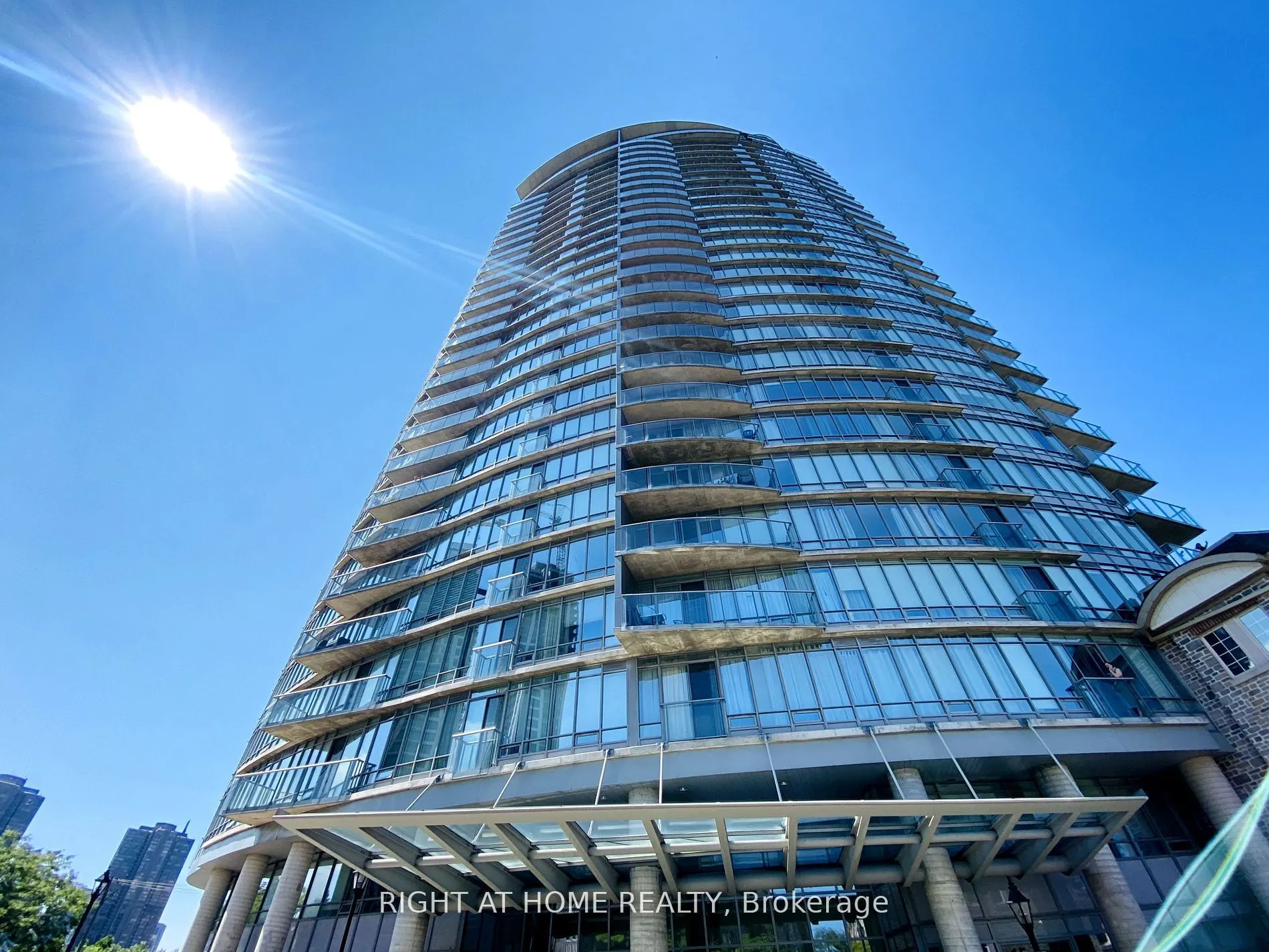 15 Windermere Avenue, #2303