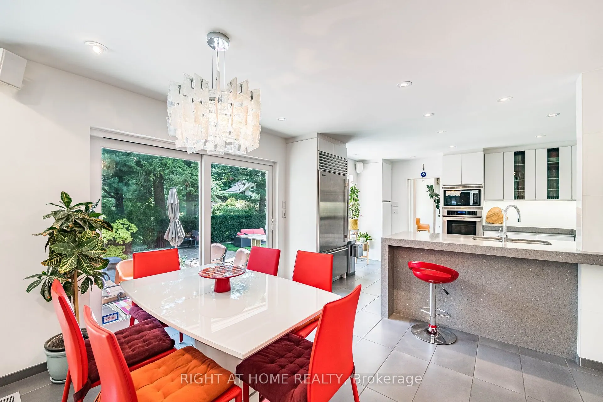 1 Friars Lane
