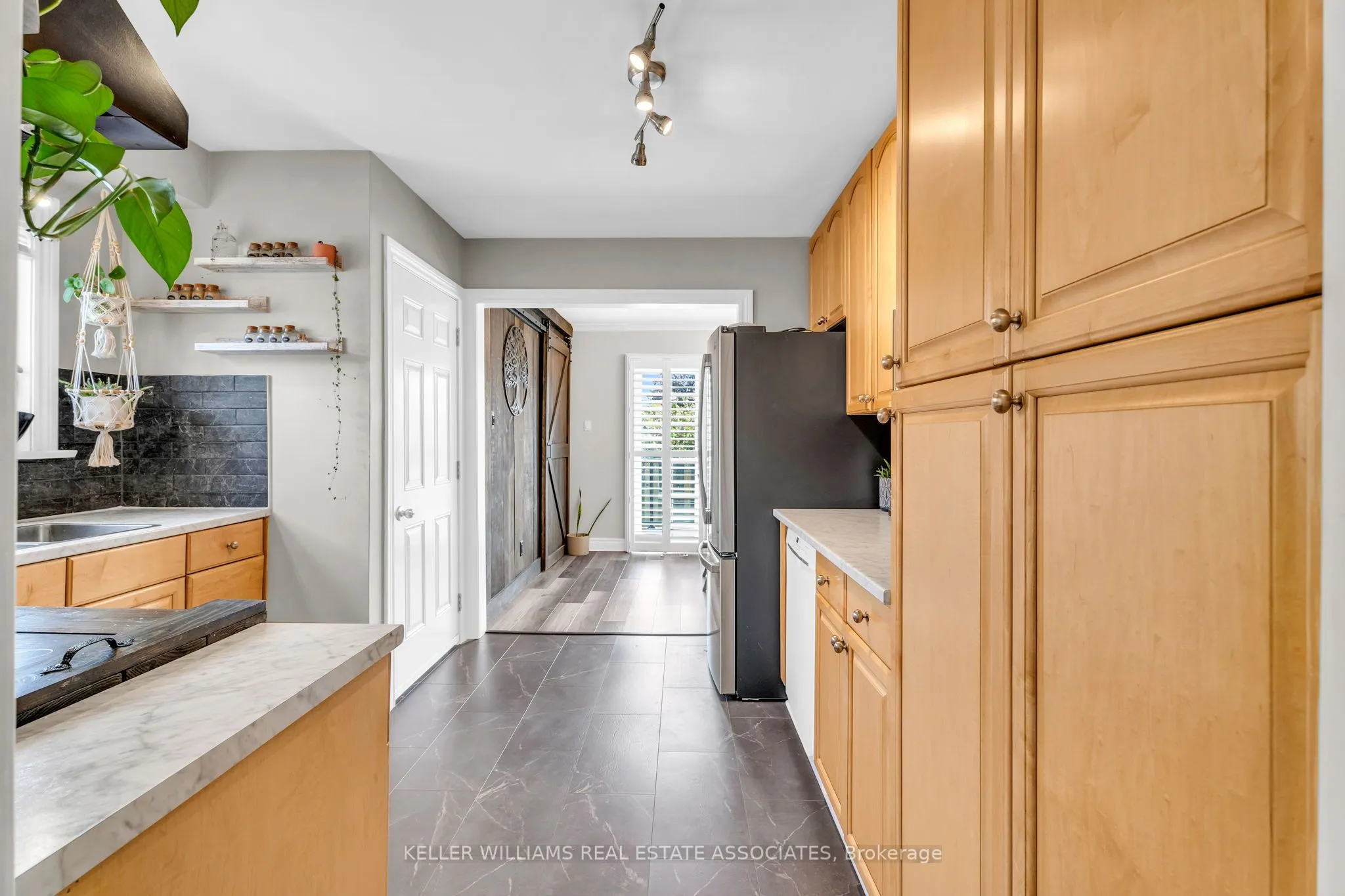 21 Bairstow Crescent