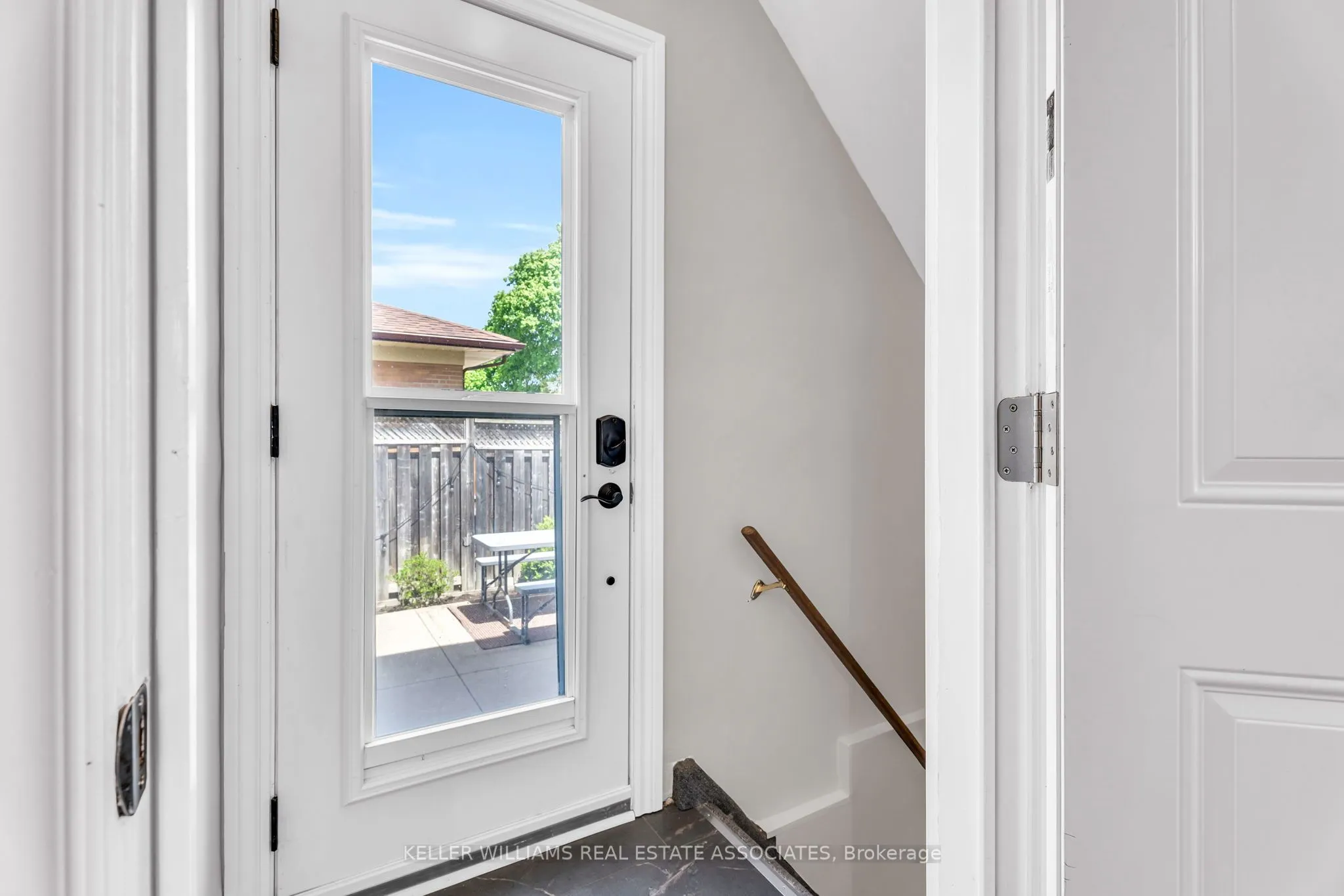 21 Bairstow Crescent