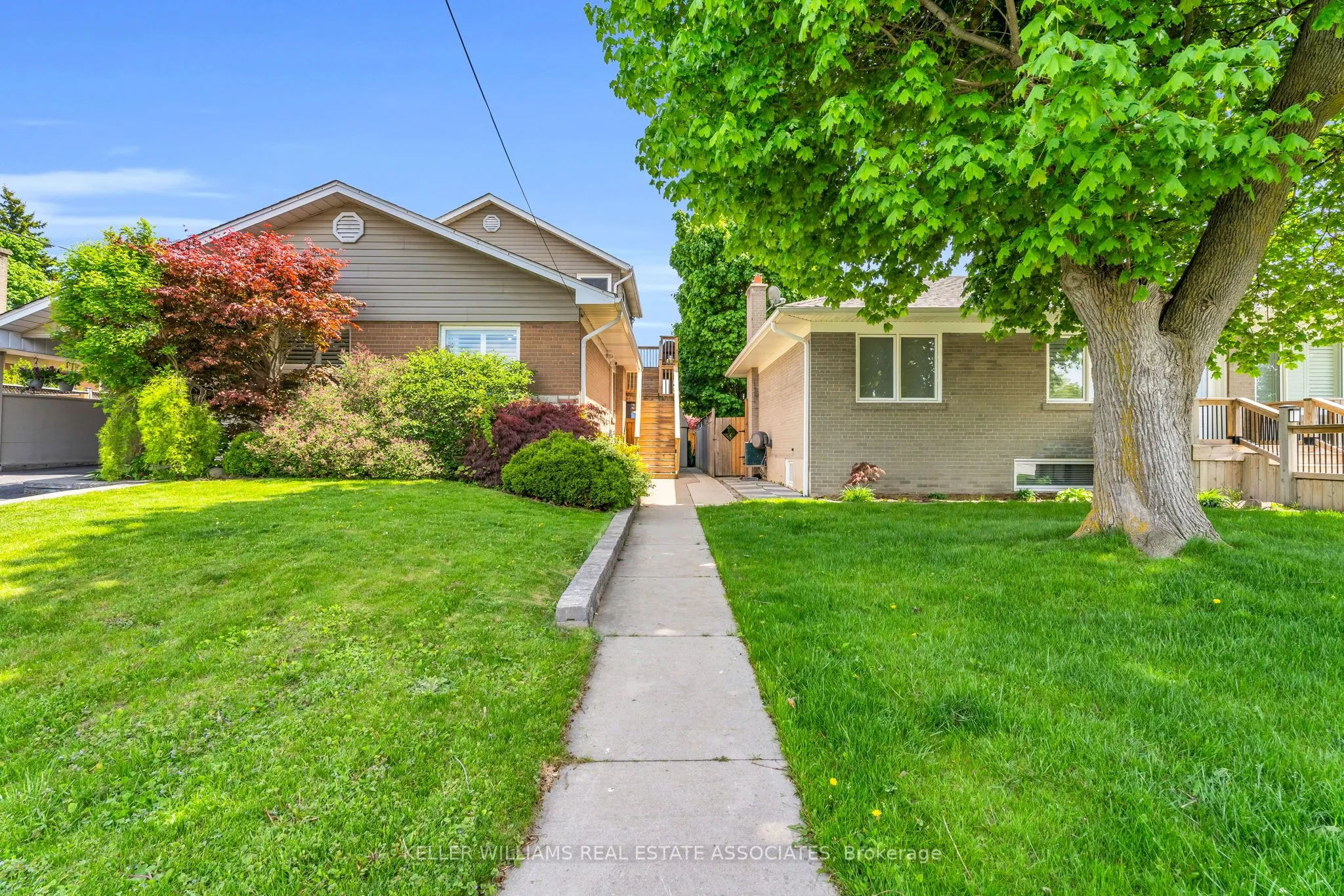 21 Bairstow Crescent