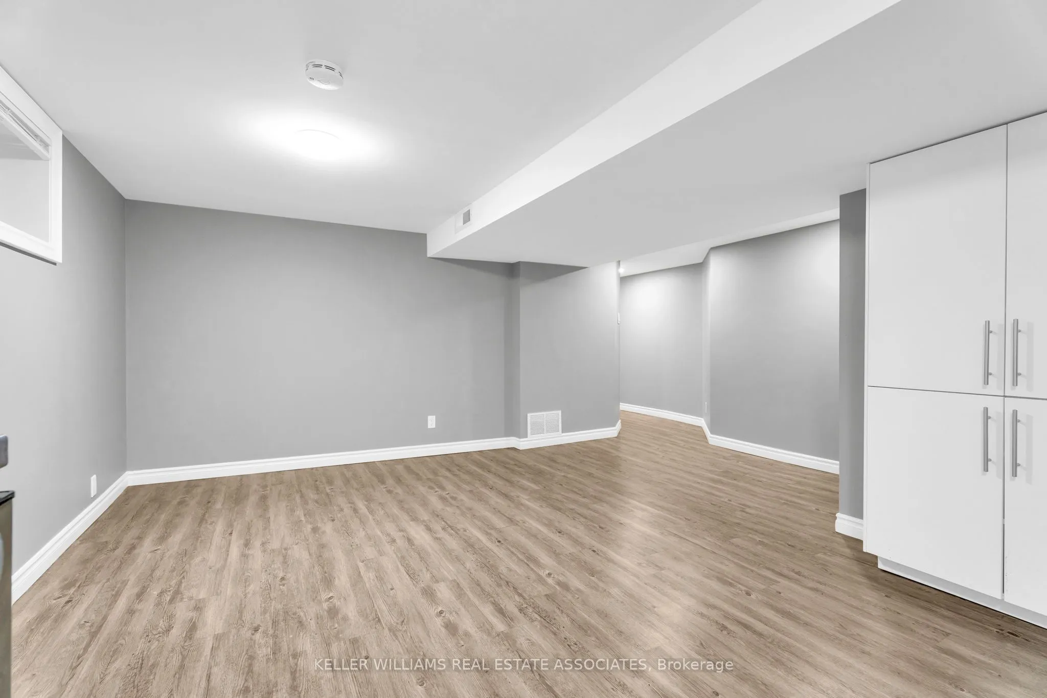 21 Bairstow Crescent
