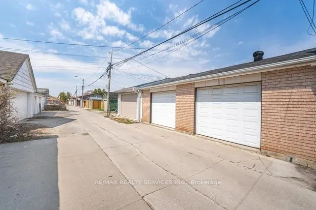 444 Maybank Avenue