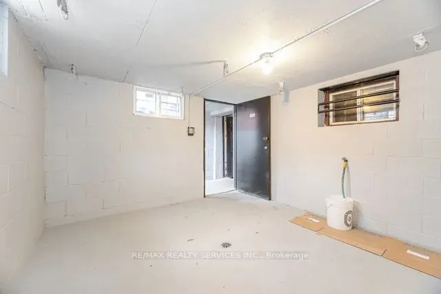 444 Maybank Avenue