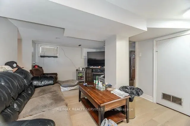 444 Maybank Avenue