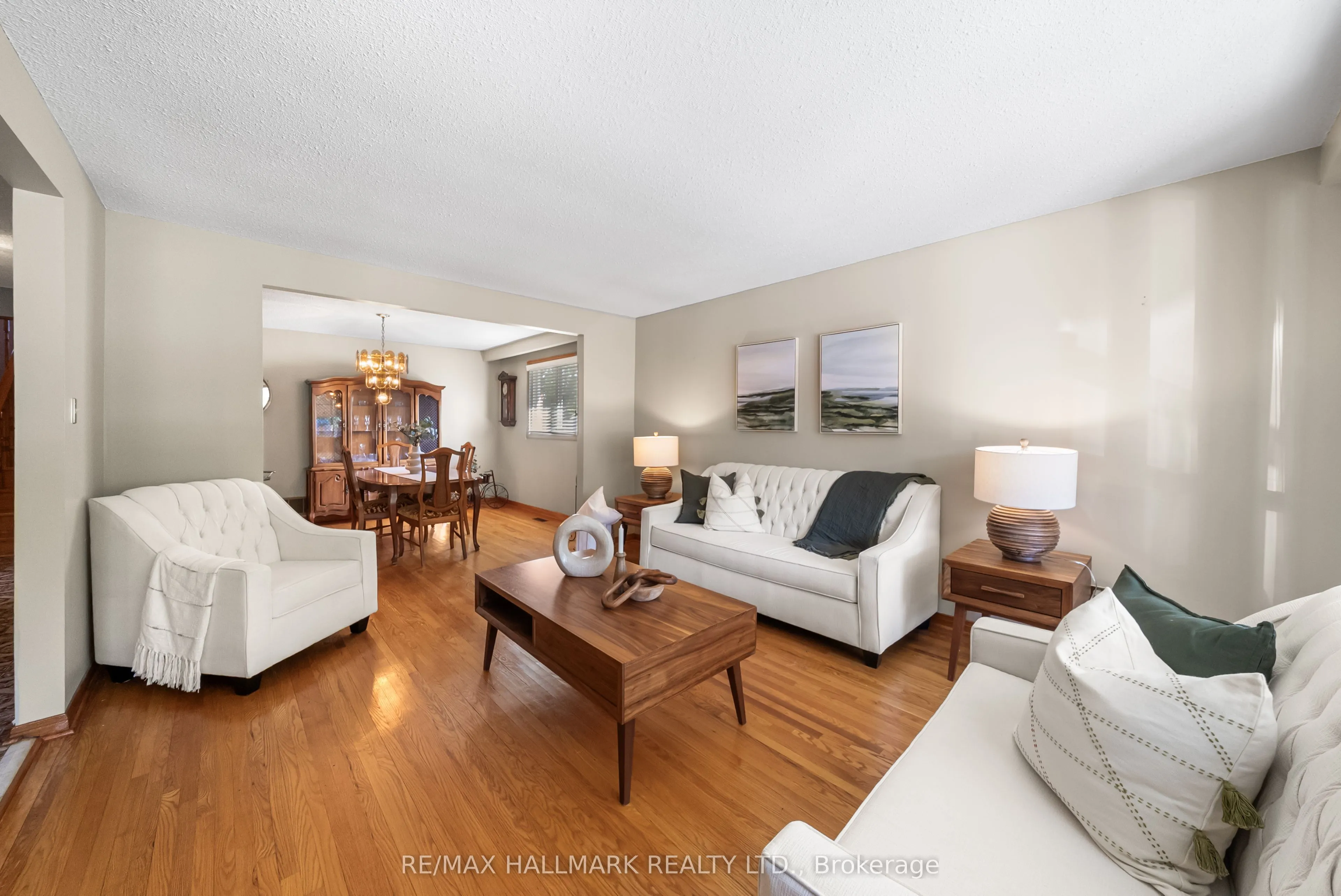 232 Chalfield Lane