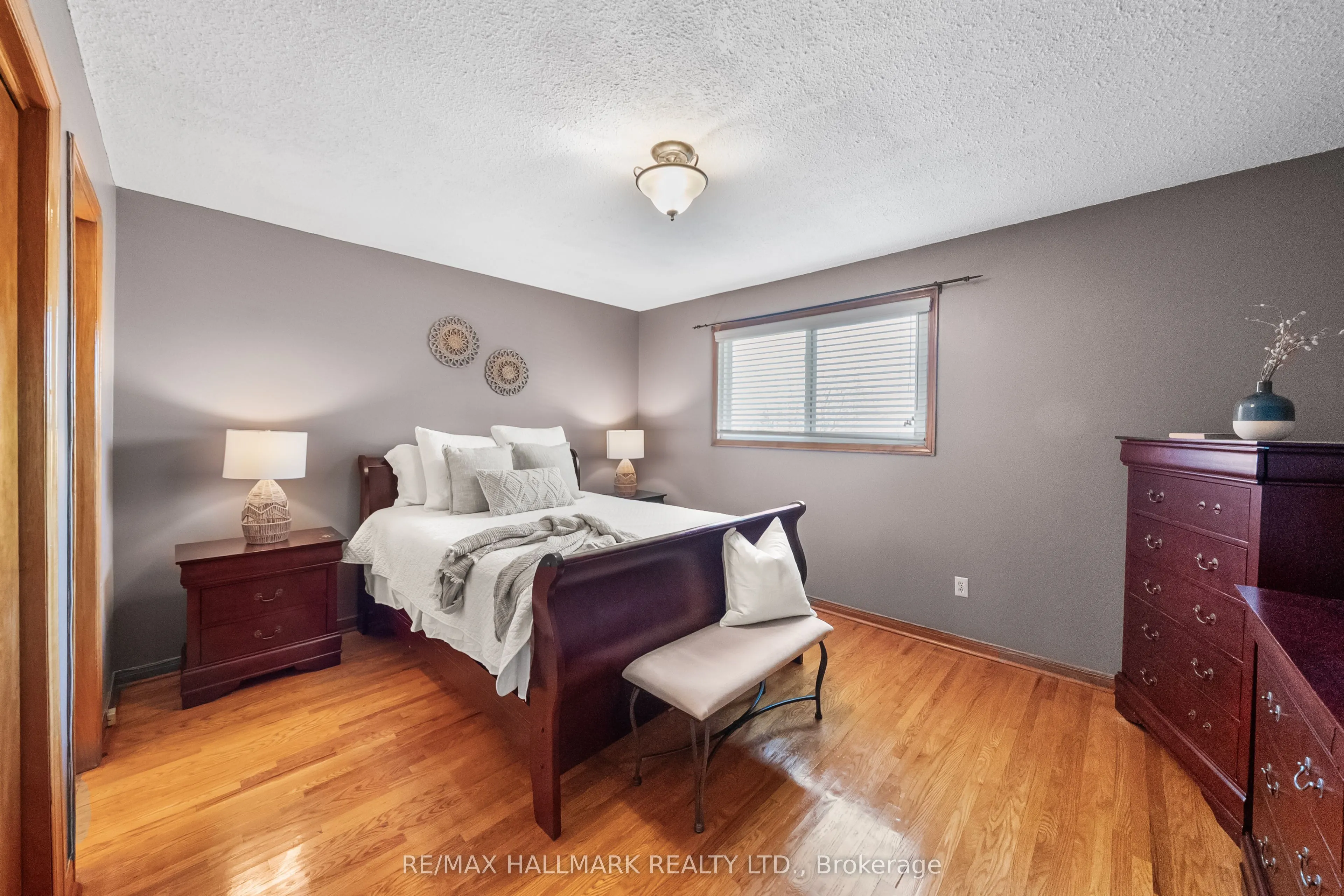 232 Chalfield Lane
