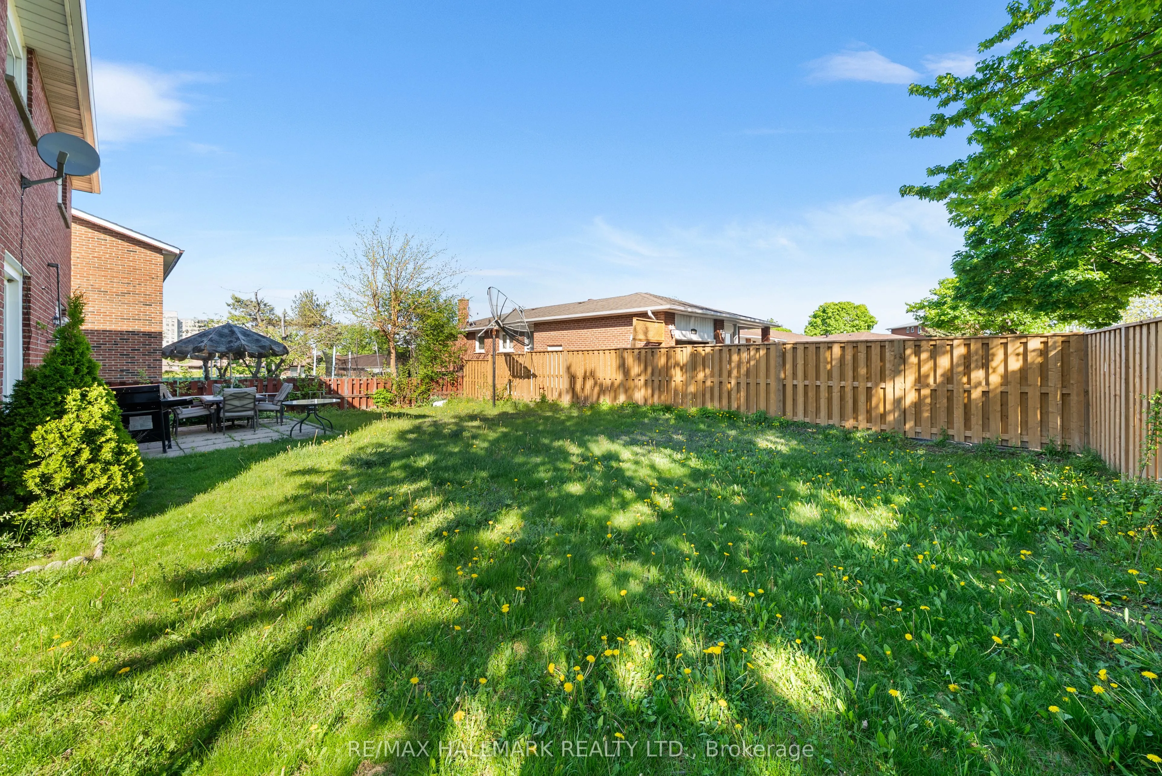 232 Chalfield Lane