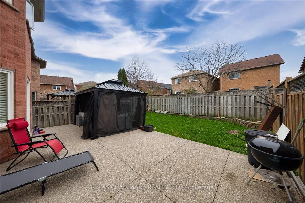 3326 Dovetail Mews