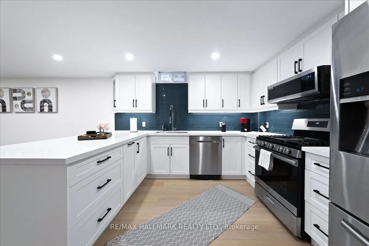 3326 Dovetail Mews
