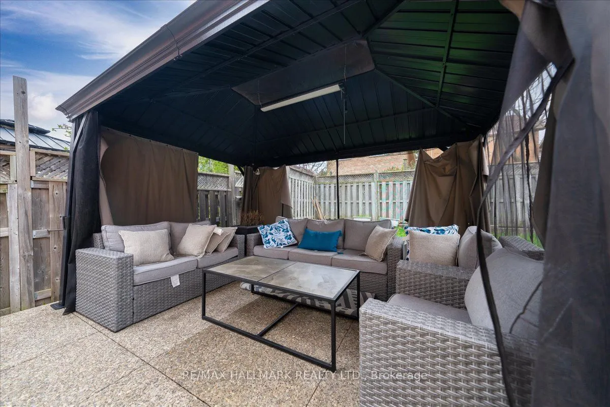 3326 Dovetail Mews