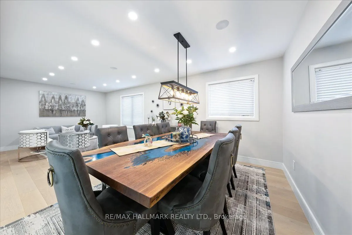3326 Dovetail Mews