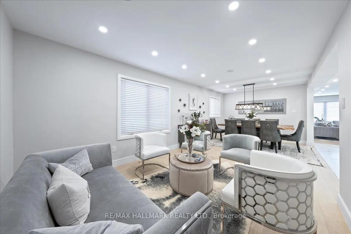 3326 Dovetail Mews