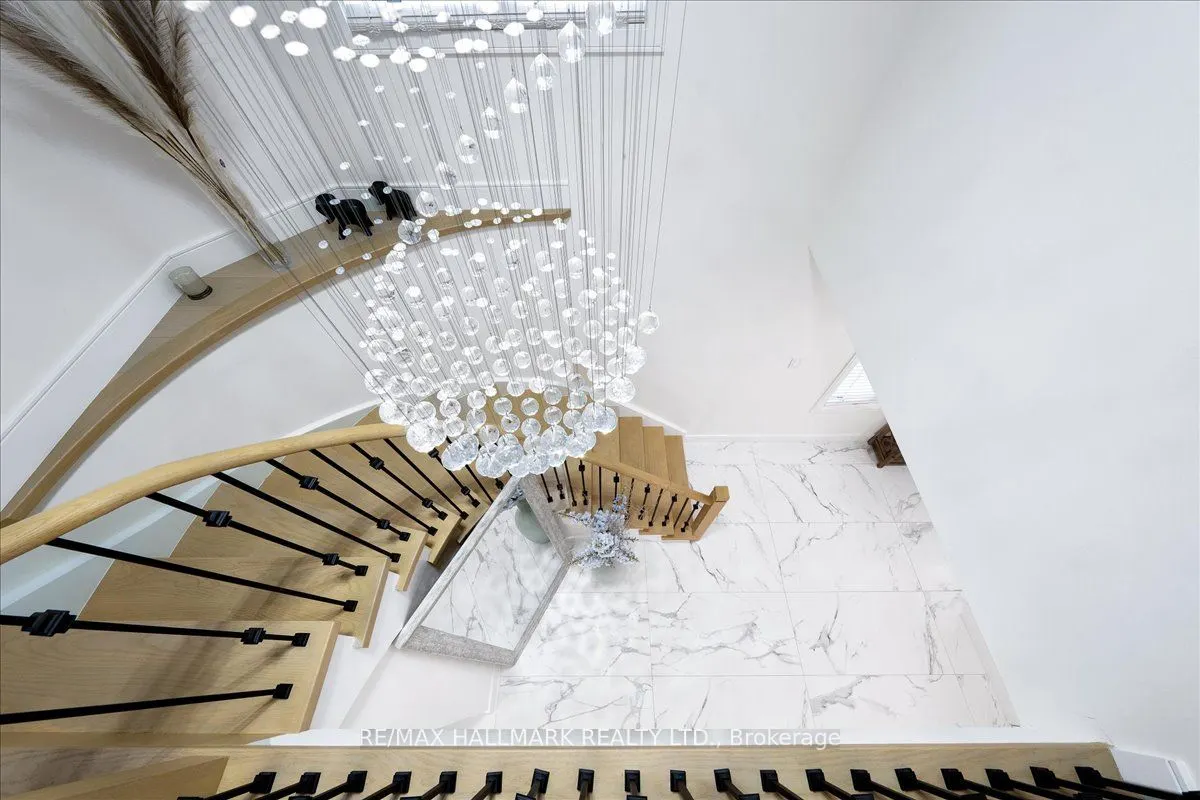 3326 Dovetail Mews