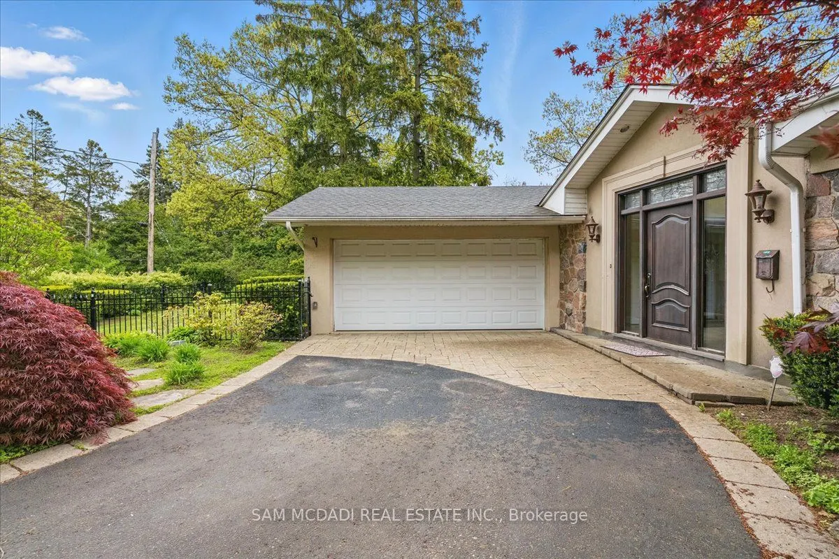 2076 Autumn Breeze Drive S